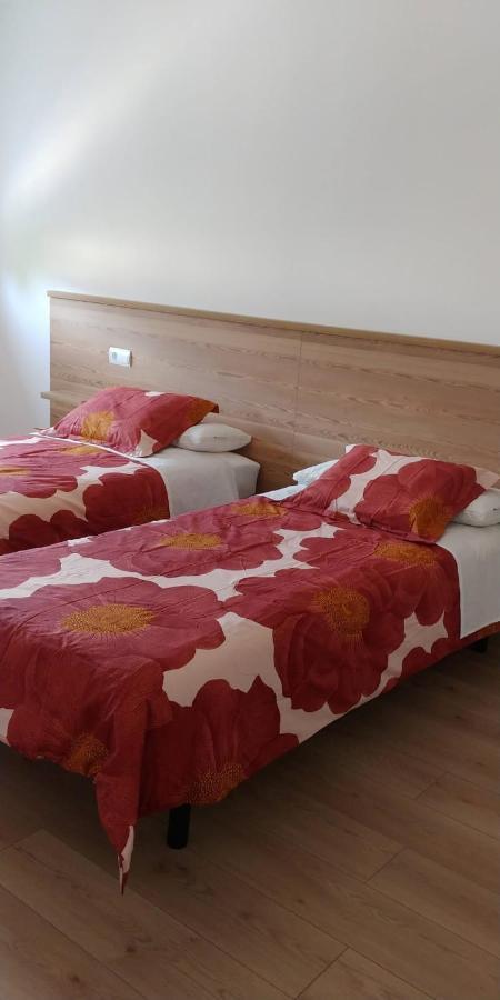 Carucedo Apartamentos Turisticos Magencio מראה חיצוני תמונה